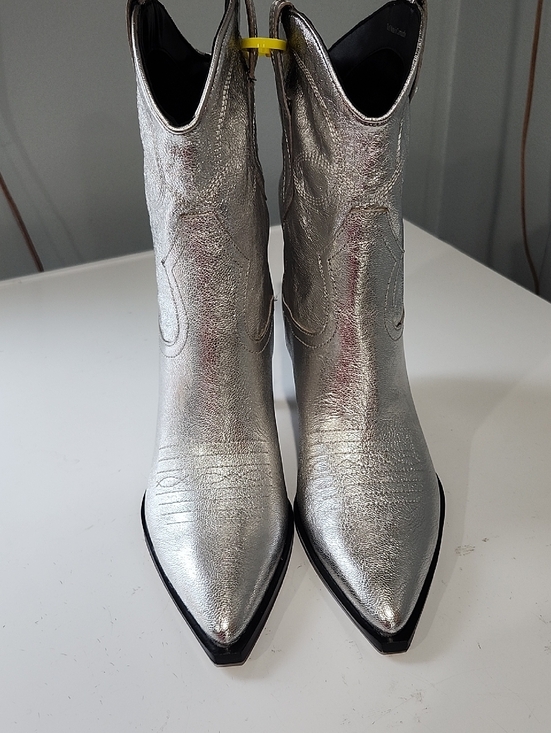 Dolce Vita Shoes - Dolce Vita Silver Metallic Pointed-Toe Ankle Booties